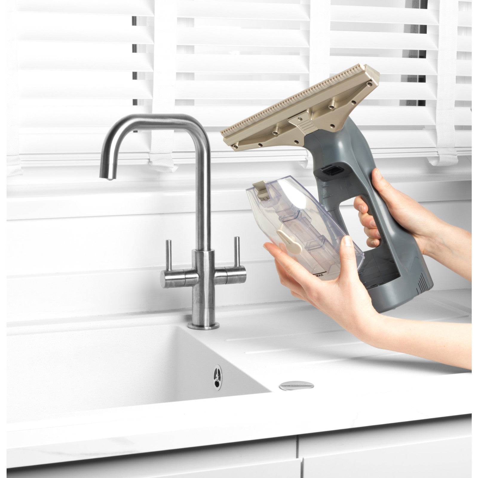 Beldray Cordless Window Vacuum plus Rechargeable with Spray Bottle & Wipe Pad