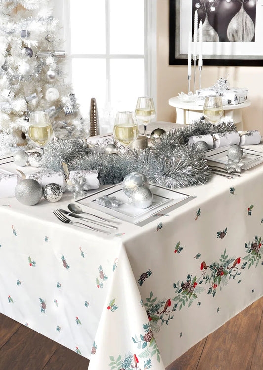 Robin Christmas Table Cloth 52 X 70"