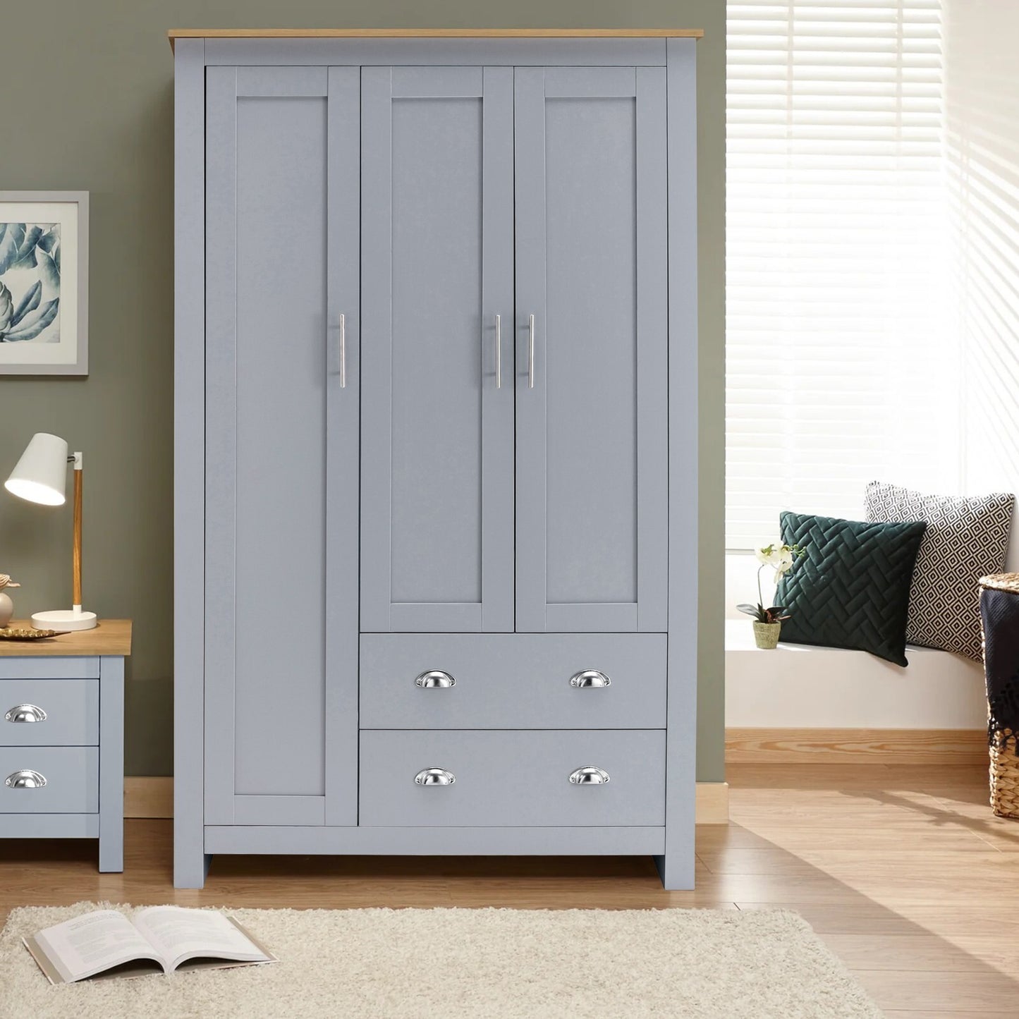 3 Door 2 Drawers Wardrobe with Shelves Storage & Hanging Rail Bedroom Furniture